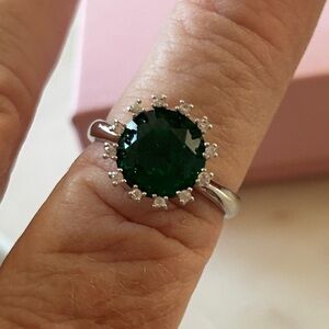 Vintage Swarovski emerald green 925 Sterling Silver Ring size‎ 8